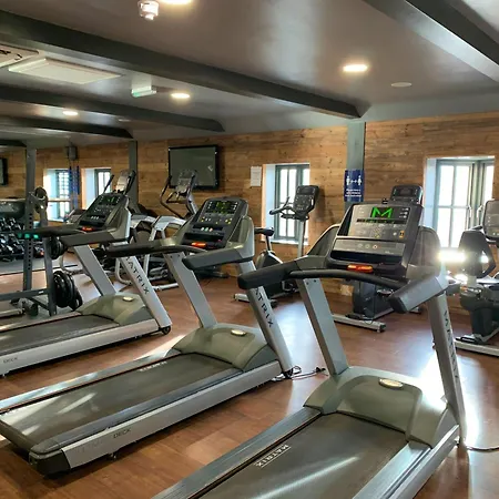 Bay Tree House - The Bay Filey, Sleeps 8, 2 Dogs Welcome