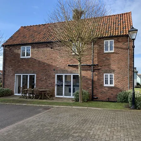 Semesterbostad Bay Tree House - The Bay Filey, Sleeps 8, 2 Dogs Welcome Filey