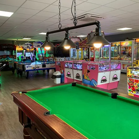 Dom wakacyjny Bay Tree House - The Bay Filey, Sleeps 8, 2 Dogs Welcome *