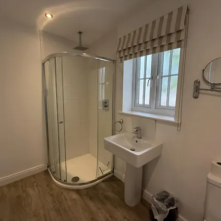 Bay Tree House - The Bay Filey, Sleeps 8, 2 Dogs Welcome * Filey