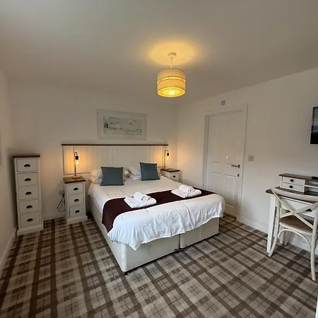 Bay Tree House - The Bay Filey, Sleeps 8, 2 Dogs Welcome Filey