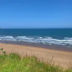 Bay Tree House - The Bay Filey, Sleeps 8, 2 Dogs Welcome 別荘